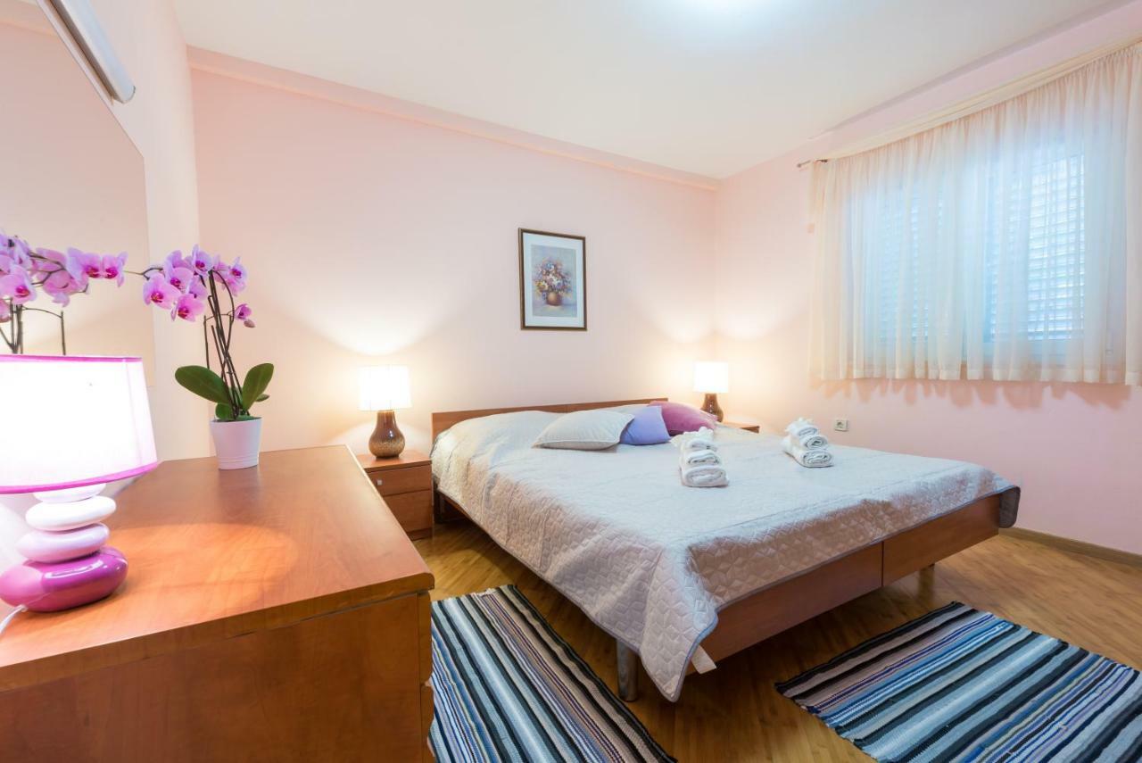Apartman Lu Appartement Mokošica Buitenkant foto